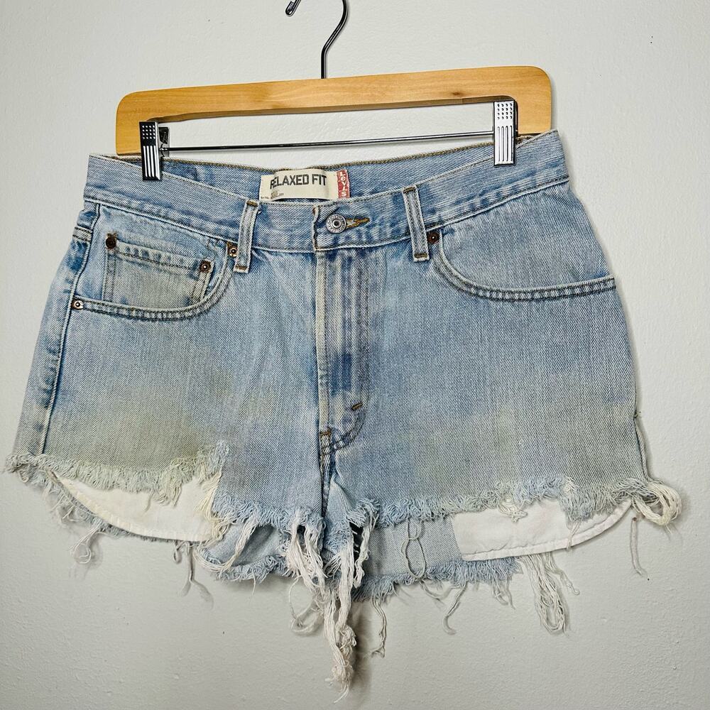 Vintage Levi's 550 Relaxed Fit Denim Custom Cut Frayed Edges Denim Shorts Size32